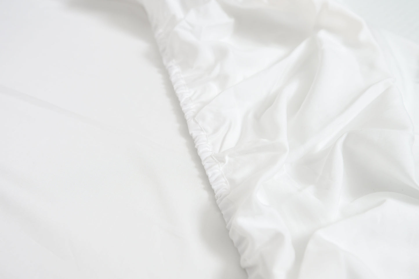 TENCEL™ 300 TC Bed Sheet Sets – Vegan Silk, Hypoallergenic, Sustainably Made Sheets
